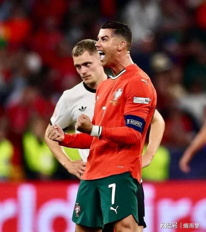  C罗回归赛场，绝杀首场状态亮眼，利物浦观众沸腾！-开元游戏官网